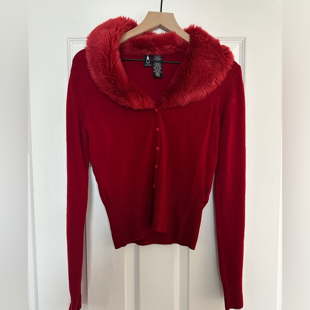 Vintage Red Mob wife Cardigan with removable faux fur collar
